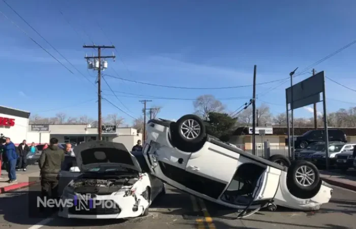 A scene depicting a car accident Reno, highlighting the aftermath and community response to car accidents in the area.