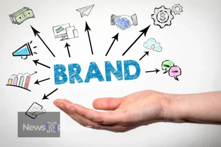 Building a Strong Brand: Key Steps - Visual guide on effective branding strategies for businesses in today's market!